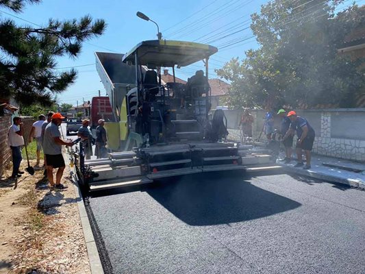 В община Раковски асфалтирането върви с пълна пара