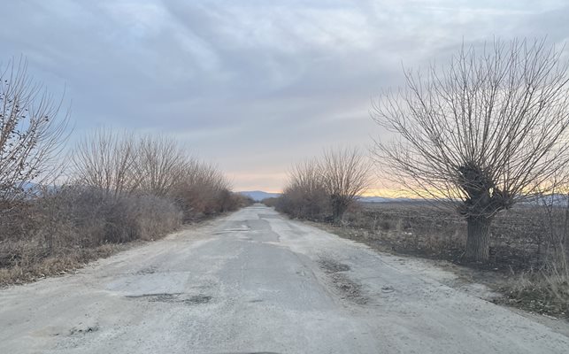 Трасето Болярино–Чоба е нагънато като дунавски вълни.