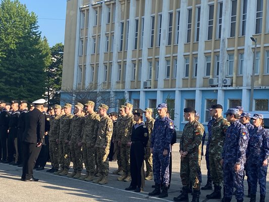 От 16 май т.г. занятия в Морско училище започнаха 9 украински курсанти Снимки: ВВМУ „Н. Й. Вапцаров“