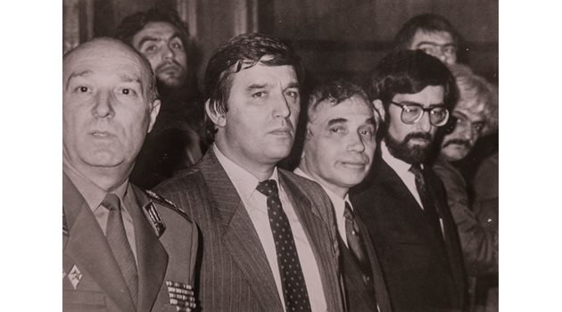 Филип Димитров, Желю Желев и Димитър Луджев (от дясно наляво) в еуфоричните години на СДС.