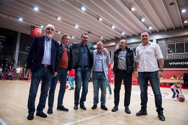 Баскетболният ЦСКА почита легендите си