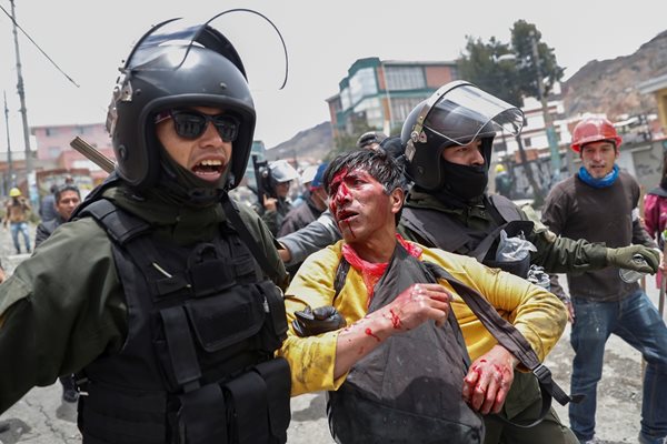 Според Аржентина кървавите събития в Боливия не са държавен преврат. Снимка РОЙТЕРС