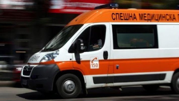 Разследват причината за смъртта на жена, пътувала за болницата в Димитровград