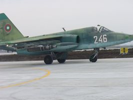 Бивш началник на авиобаза Безмер е пилотът на разбилия се самолет СУ-25
