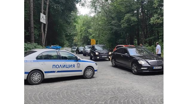 Трима охранители са били с Алексей Петров по време на стрелбата срещу него
Снимка: Румяна Тонева