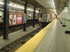 Американка бутна друга жена под влака на метрото в Ню Йорк