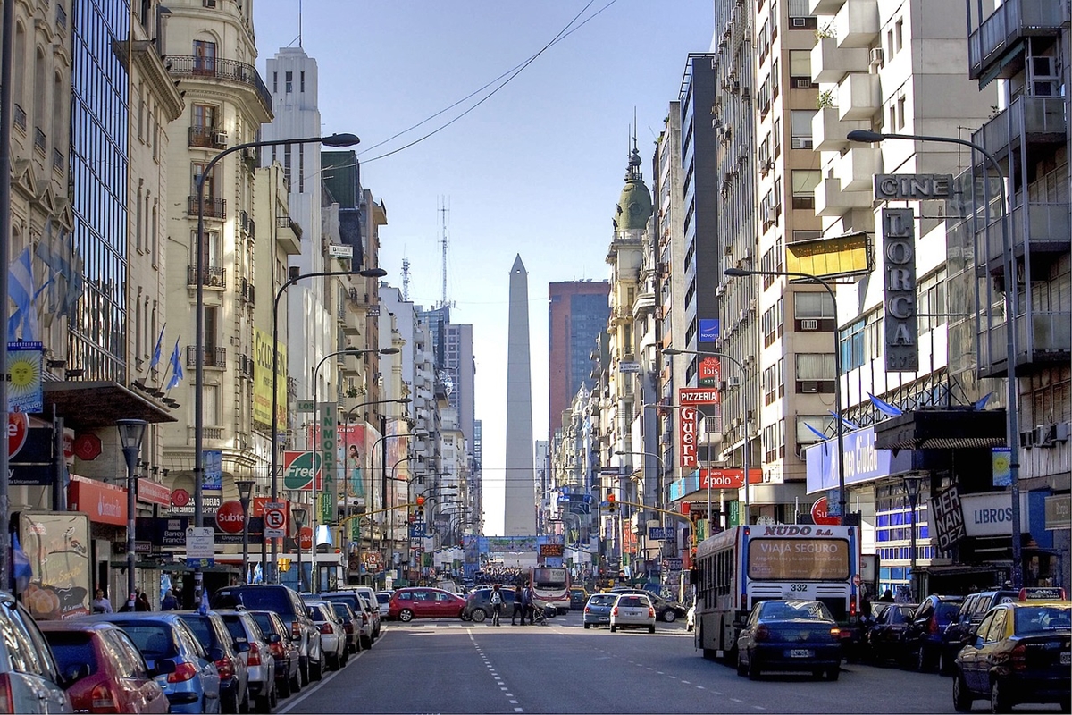"Фич": Аржентина е близо до фалит