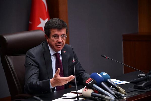 Турския министър на икономиката Нихат Зейбекчи СНИМКА: Фейсбук