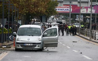 Взрив и стрелба в Анкара, терористична атака е