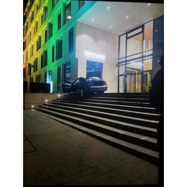 A car parked on a staircase in front of a business center in Sofia hit the net