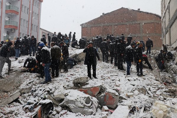 Земетресението в Турция на 06.02.2023 г. СНИМКИ: Ройтерс
