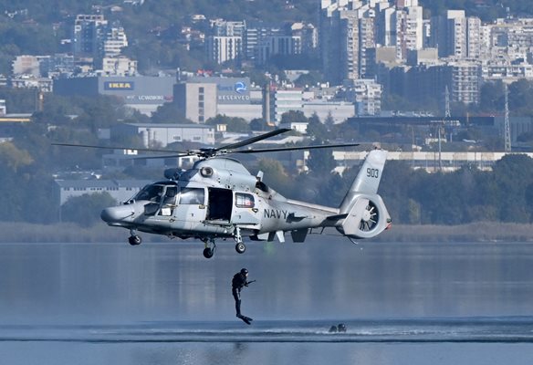 Започна военноморското учение „Бриз-2023” с международно участие Снимки Орлин Цанев