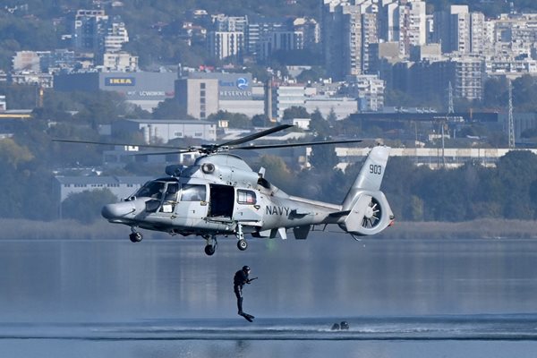 Започна военноморското учение „Бриз-2023” с международно участие Снимки Орлин Цанев