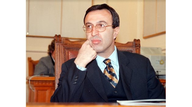 Петър Стоянов
