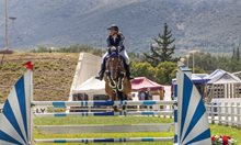 Бронзовата на Балканите Виктория Атанасова се състезава със себе си, вярва в коня си