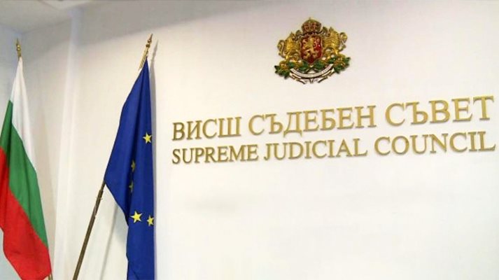 Без Гешев ВСС обсъжда искането за освобождаването му от поста главен прокурор (На живо)