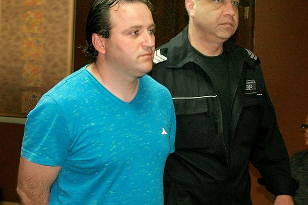 Фермерът Ивелин Андонов получи 15 г. от окръжния съд в Пловдив за убийството.