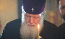 Патриарх Неофит: Скърбим за смъртта на дядо Добри и се молим за душата му