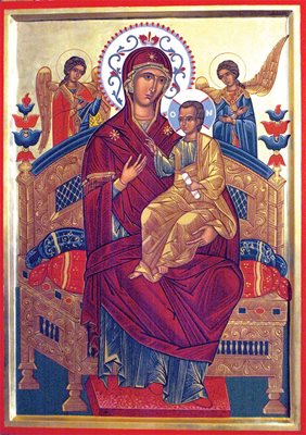 Св. Богородица Всецарица е изобразена с Младенеца на златен трон.