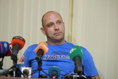 Константин Папазов ще ръководи "Левски" и Националната баскетболна лига.