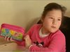 8-годишно момиченце прохожда с помощта на "Българската Коледа" (видео)