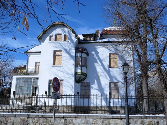Къщата на арх. Георги Фингов в София е един от примерите за архитектура на сецесиона у нас.  СНИМКИ: ЙОРДАН  СИМЕОНОВ