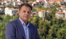 Даниел Панов: Хората се отвратиха от политиката - в България има остър дефицит на здрав разум и мъжко поведение