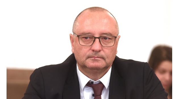 Георги Ушев