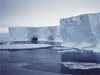 Учени откриха четири мъртви езера в Антарктида