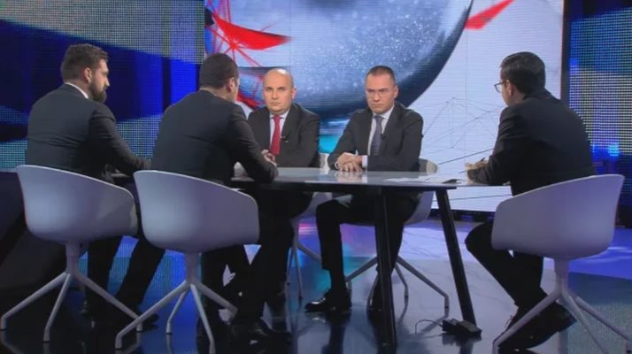 Андрей Новаков: Беше обидно да разбера от чужди медии какво е правило правителството