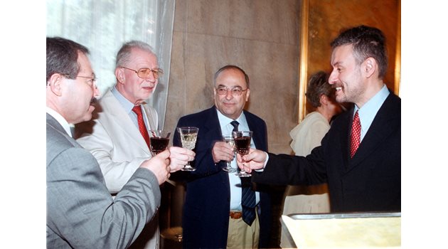 Соломон Паси събира бивши външни министри на празника на българската дипломация през 2002 г.
СНИМКА: РУМЯНА ТОНЕВА