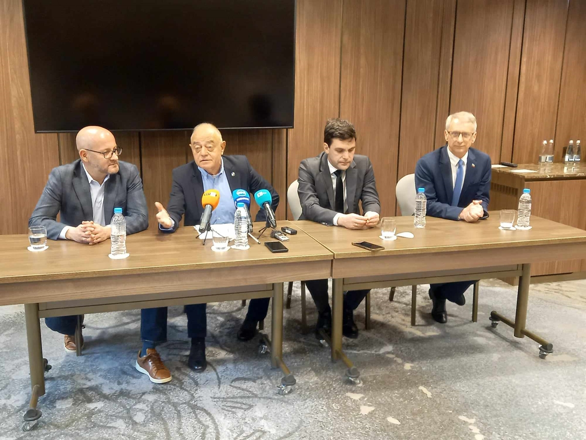 Атанасов и Денков в Пловдив: Готови сме на преговори с ГЕРБ след вота за общо управление