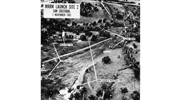 Снимка на площадките за съветски ядрени ракети в Куба