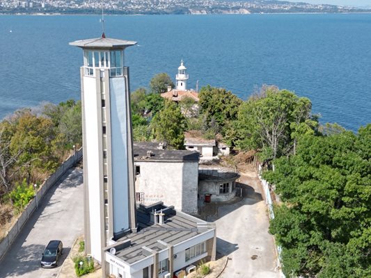 Фарът на Галата