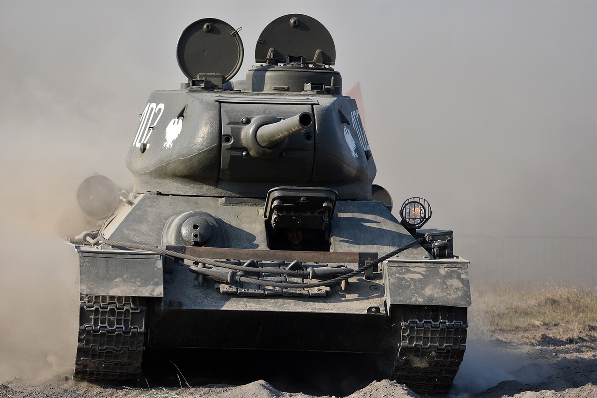 САЩ ще изпратят танкове "Ейбрамс" на Украйна без секретна уранова броня
