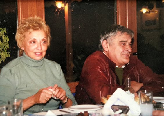 Дъщерата на Анна - известната пиарка Диана Дамянова, заедно със съпруга си Джеки Стоев
