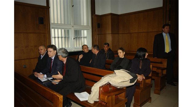 ОЧАКВАНЕ: Задържаните от ГДБОП заДДС измами в пълния си блясък по време на вземането на мерки за неотклонение. 