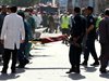 Най-малко 35 са вече жертвите на атентата в 
Кабул