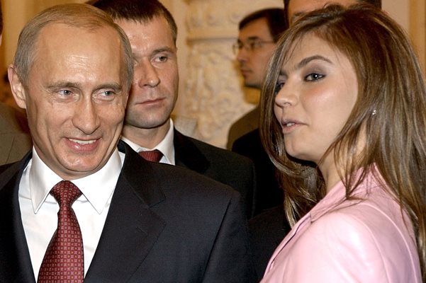 ЕС налага санкции и на спряганата за любовница на Путин Алина Кабаева