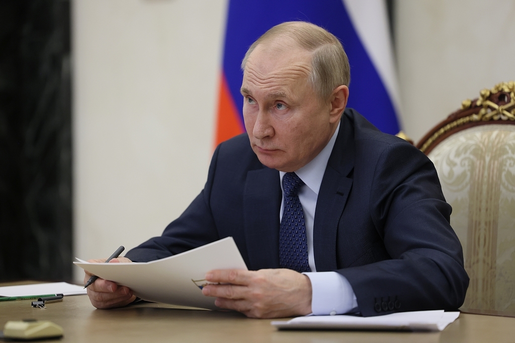 Владимир Путин: Рискът от ядрена война расте