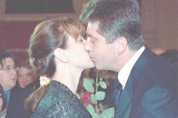 Георги Първанов и съпругата му Зорка са запазили нежните си чувства през годините. През 2009-а празнуваха перлена сватба.