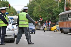 Пътна полиция провежда традиционната си кампания "Абитуриенти"