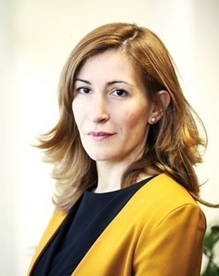 Министър Николина Ангелкова