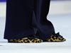 Модата в Давос: Чорапи с жълти патета и леопардови пантофки