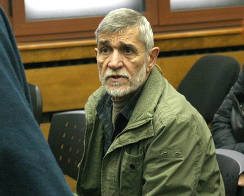 Бившият военен Костадин Пелтеков получи условна присъда за убийството на сина си, който ги е подлагал на дългогодишен тормоз