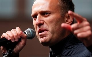 Навални - неуморният борец срещу корупцията, който предизвиква Путин