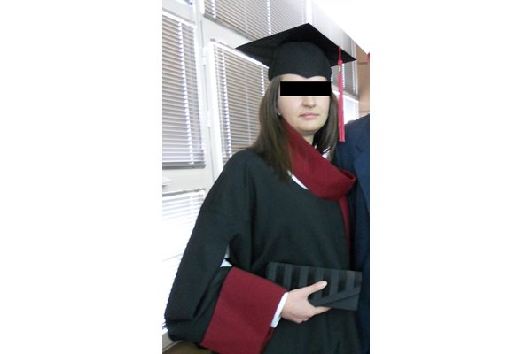 Кристина Дунчева на дипломирането 2011 г.