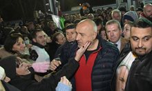 Петков vs Борисов: Кой спечели и кой загуби от нощния арест