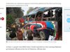 Експлозия в автобус уби най-малко 16 души в Пакистан