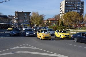 Пречупване: Пандемията насочи българите от големите градове към 205 малки общини (Обзор)